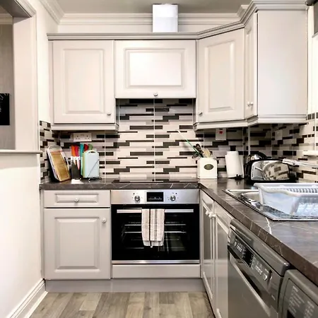 Marina Townhouse 4 Bedroom W Parking Feriehus